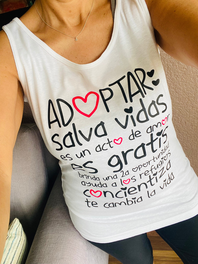 Blusa Adoptar salva vidas · Blanco · Foto 1