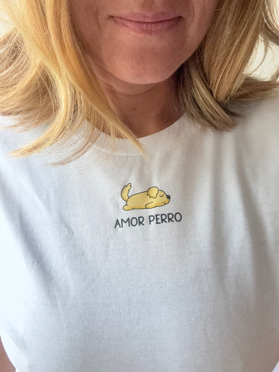 Playera Amor Perro · Blanco · Foto 1